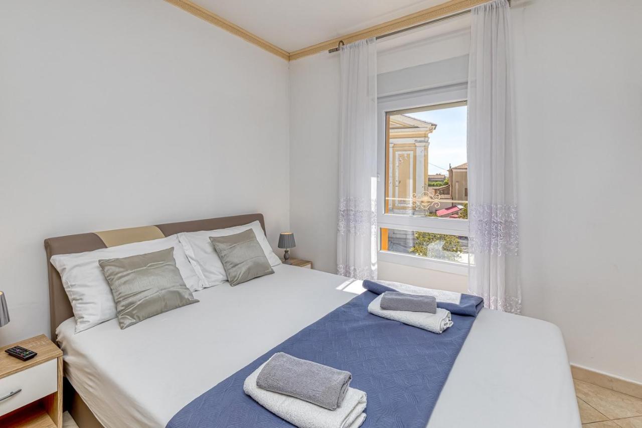 Rooms On Liberty Square Poreč Buitenkant foto